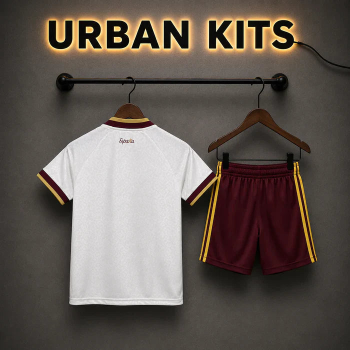 NIÑO KIT ESPAÑA EXTERIOR 26/27